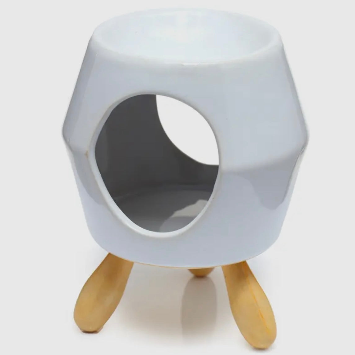 White Abstract Ceramic Oil Burner With Wooden Feet